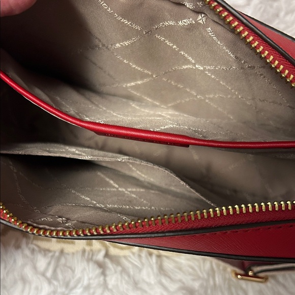 Michael Kors Bold Red Crossbody Bag - Picture 3 of 7